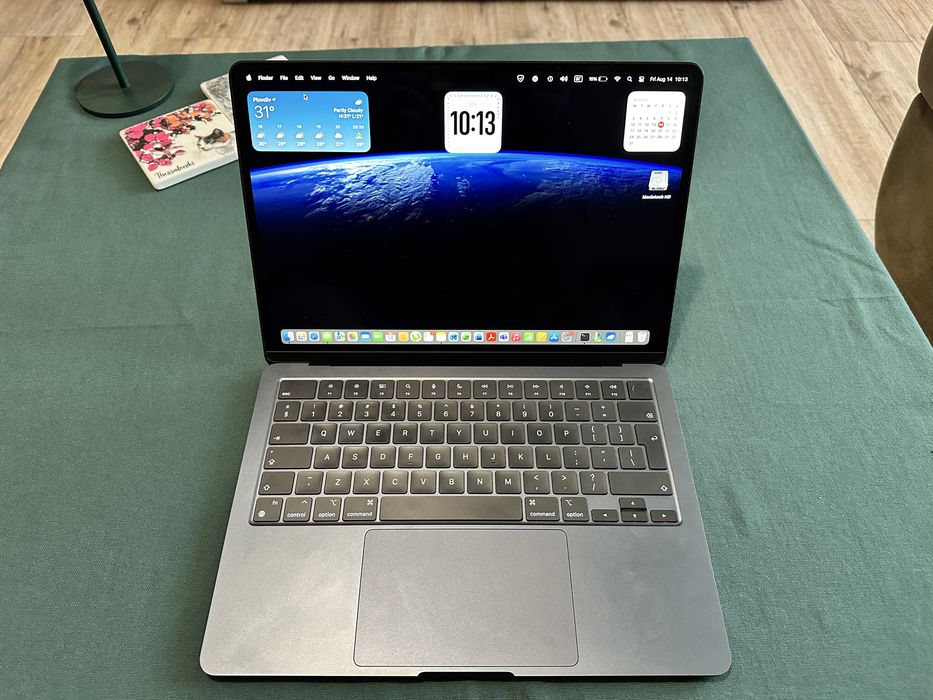 Macbook Air M3 2024