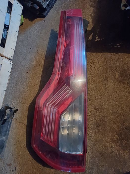 Ляв стоп за ситроен ц4 пикасо 2006 година