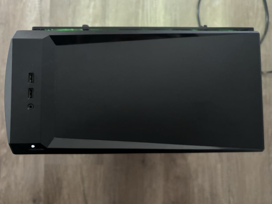 Rog Strix GLHD10 si Monitor Asus TUF GAMING VG328QA1A