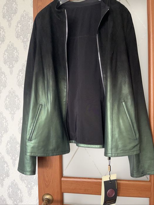 Продам кожаную куртку