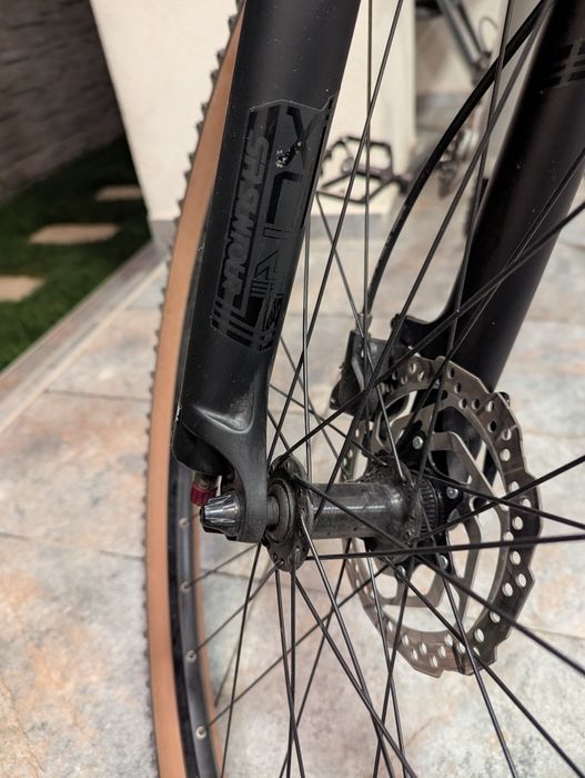 Vând bicicletă Focus Whistler 3.8, mărime L 46 - garanție 1 an