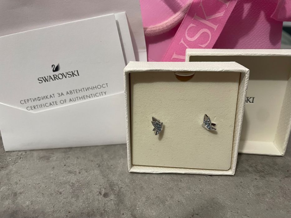 ЧИСТО НОВИ ОРИГИНАЛНИ!!! Swarovski обеци
