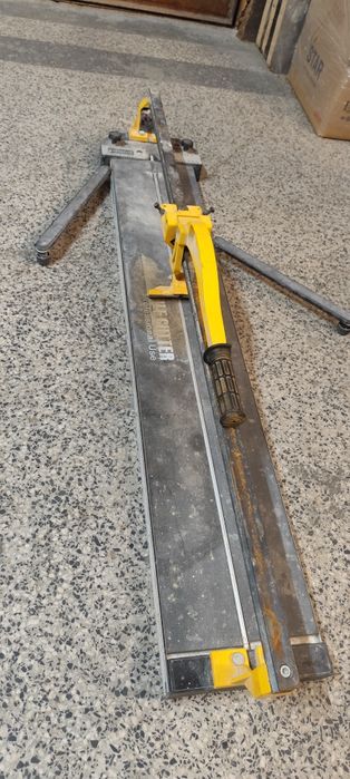 Машина за рязане на теракот и фаяс