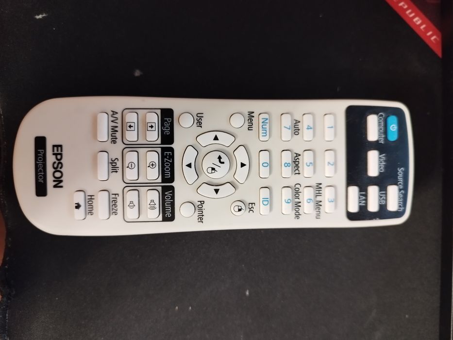 Telecomandă Epson pentru proiectoare compatibile