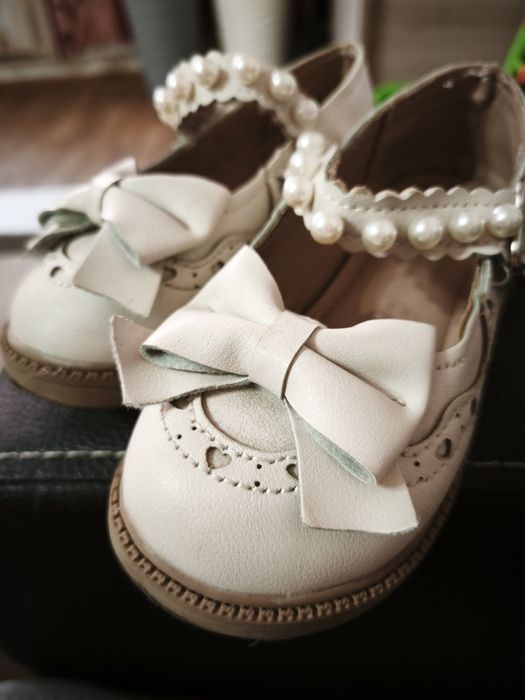 Туфли детские на девочку