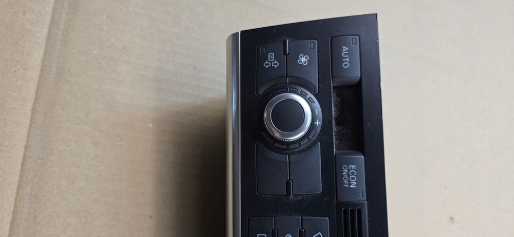 Audi a6 c6 4f панел климатик