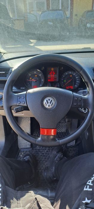 Vând volan vw Passat B6 cu comenzi si padele fuctionale