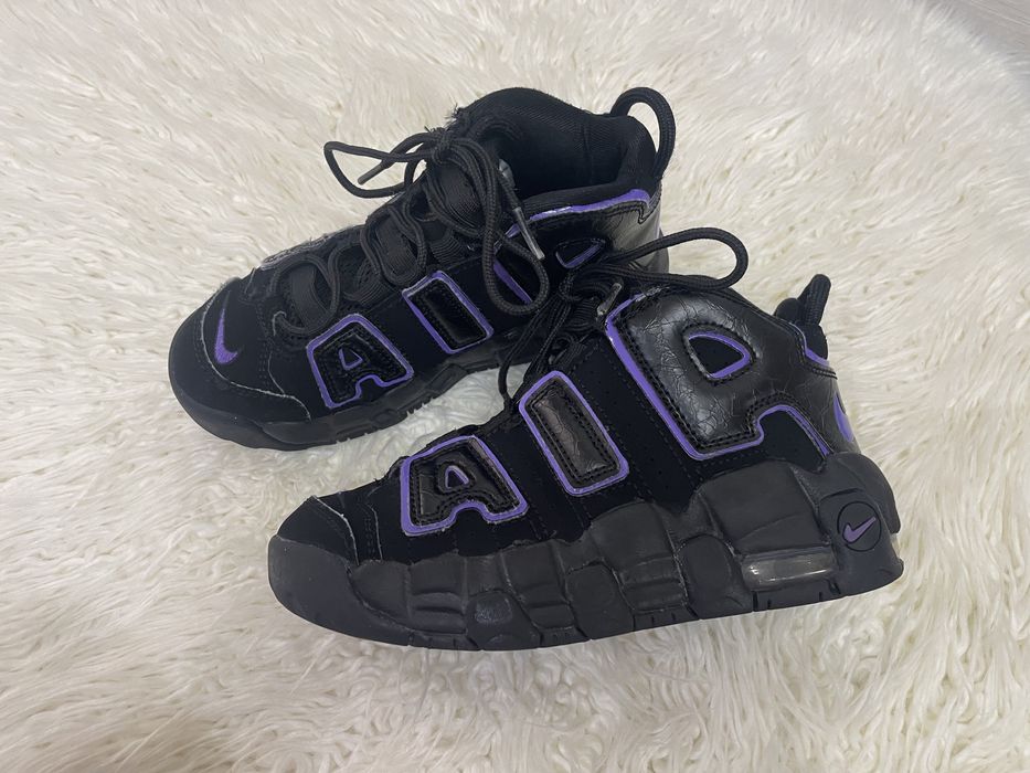 Adidași Nike Uptempo mărime 33