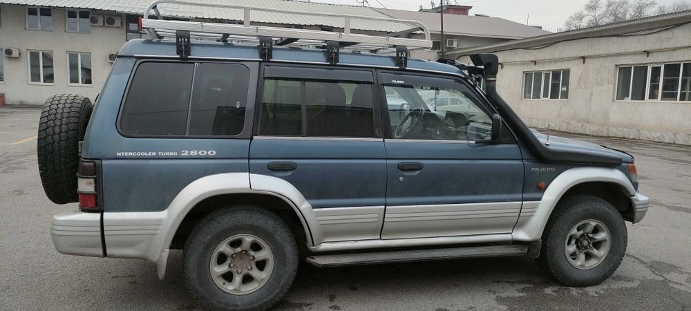 Mitsubishi pajero
