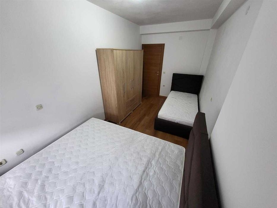 Дава се под наем Двустаен апартамент в София, Лозенец - 65 кв.м за 510 € - Снимка #2