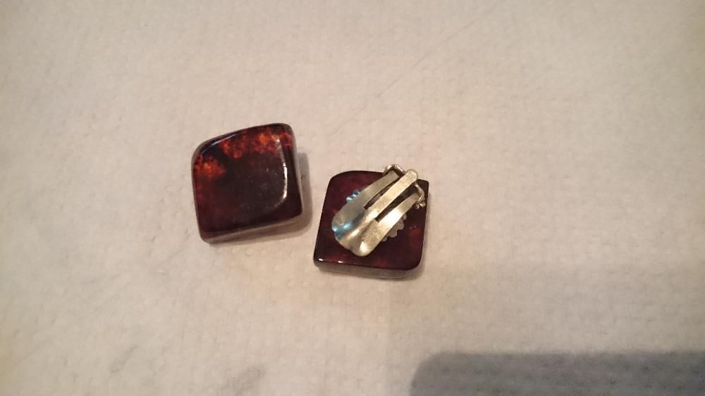 Кехлибарен комплект