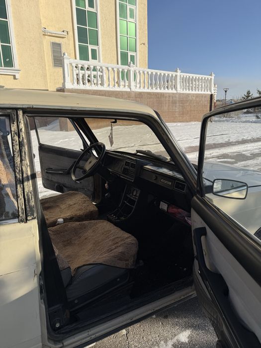 Продам машину Ваз 2107