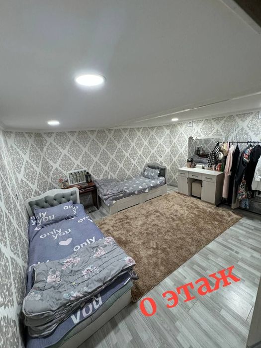 Продается 4 ком квартира в г Чирчике 75000