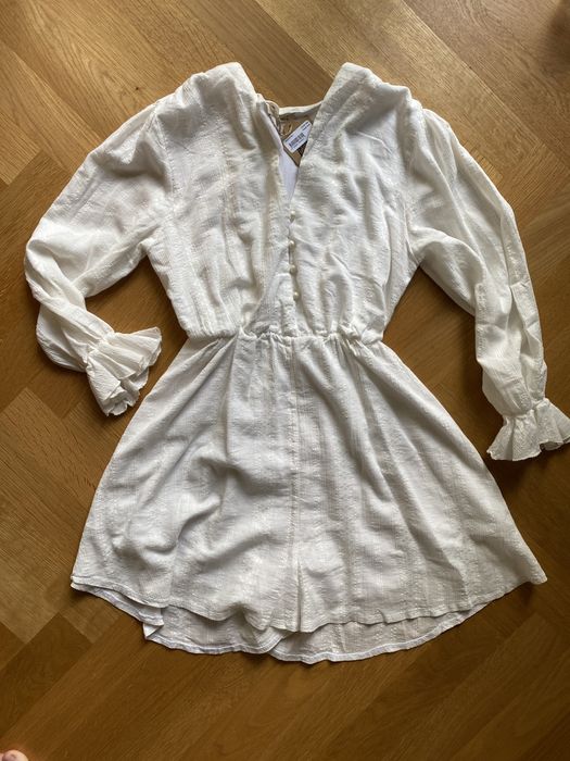 Salopeta albă din bumbac cu broderie