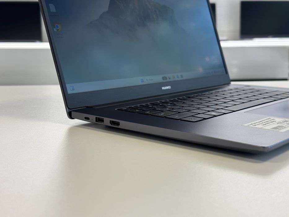 Ноутбук Huawei Core i5/ Kaspi red/Kaspi 12