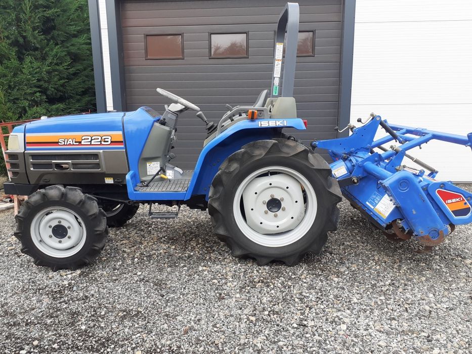Tractor japonez kubota iseki 23cp 4x4