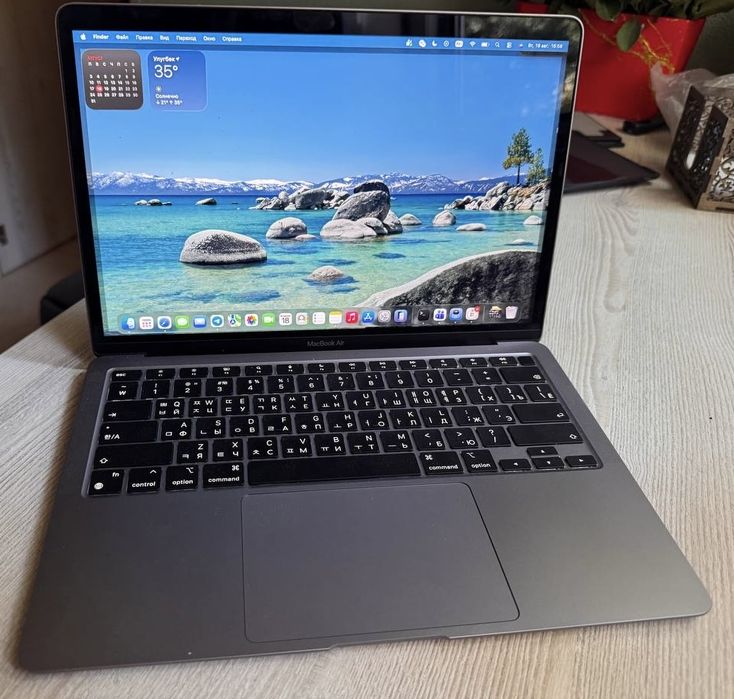 MacBook Air M1 в идеальном состоянии