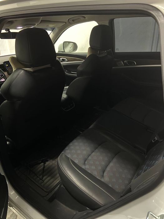 Skyworth ev6, 2023, 40.000km, shapka 1000 qolgani 250mln bank davom et