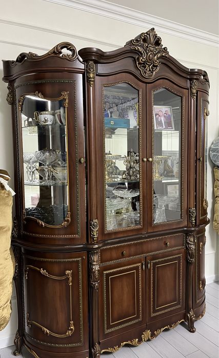 Горка в гостиную. Продам срочно