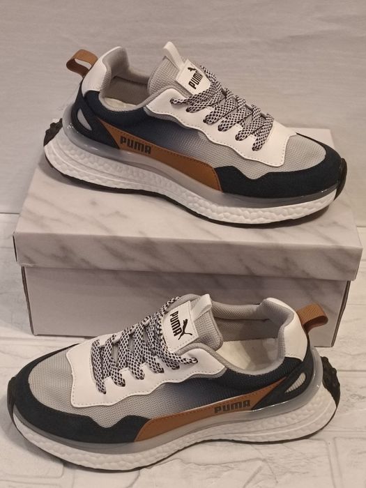 Adidași noi bărbați