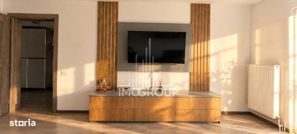 Apartament 3 camere de vanzare Brates