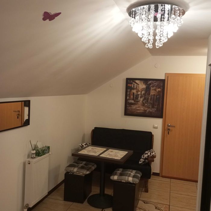 Apartamen regim hotelier,PARCARE, 2,2 km Spitalul Judetean