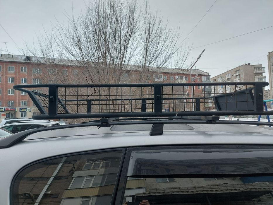 Багажник на авто