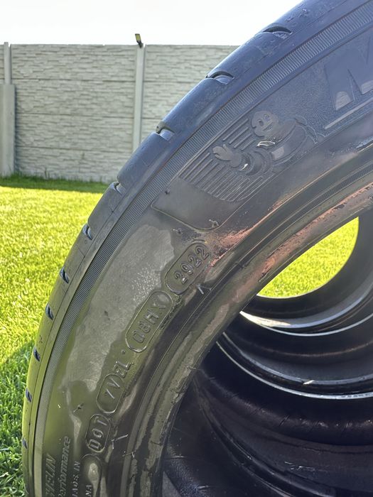 Michelin Pilot Sport 4 T1 235/45/18