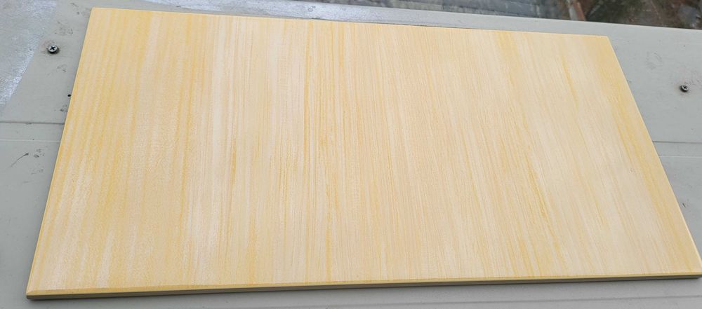 Faianta 20 cm ×  50cm