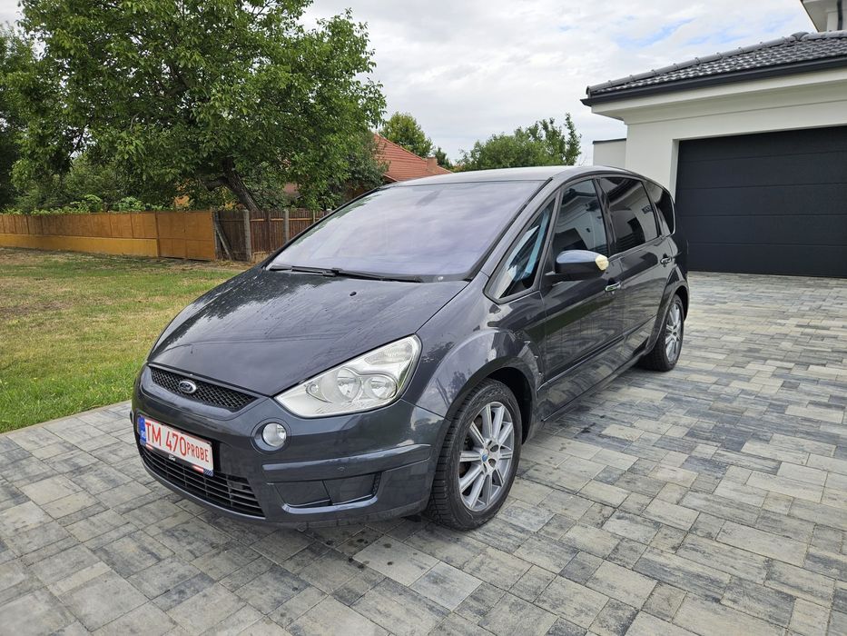 Ford S max an 2009 motor 2.0 tdci 5 locuri , cutie manuala