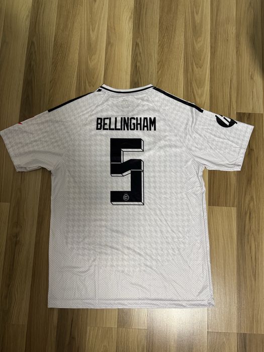Real Madrid Jude Bellingham Белингам екип
