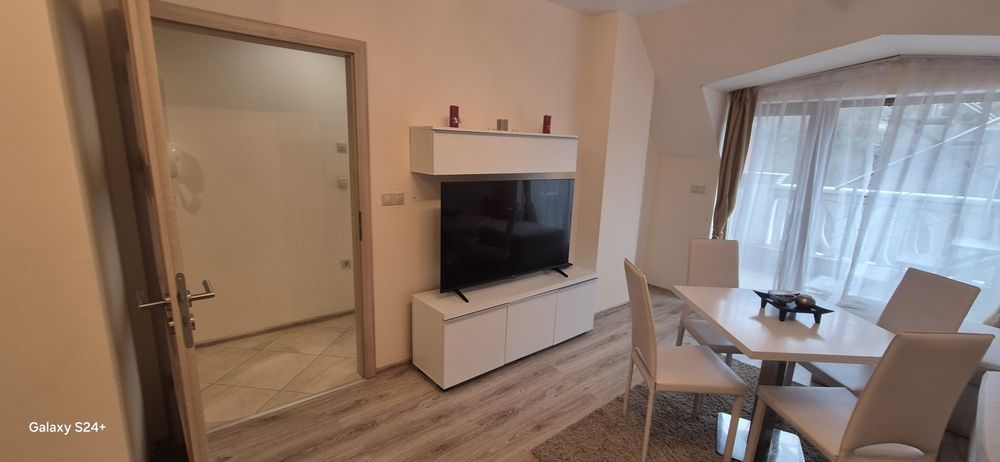 Двустаен апартамент с 50 кв.м тераса – Varna South Bay