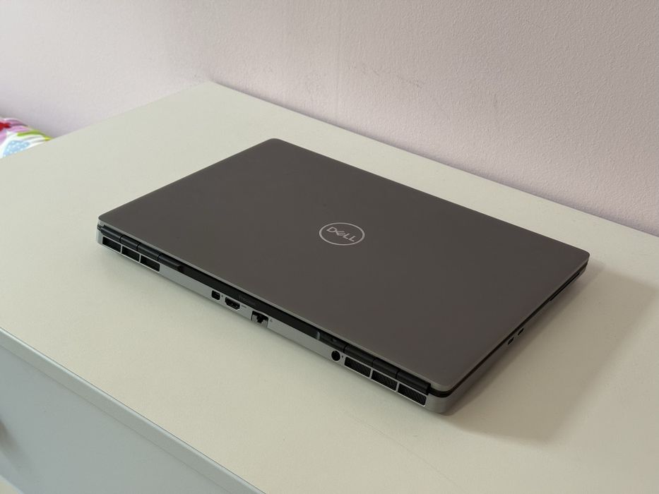15.6’Full HD IPS 500nits/RTX A3000 6GB/Core i9-11950H/Dell Precision 7560/32GB DDR4/512GB SSD