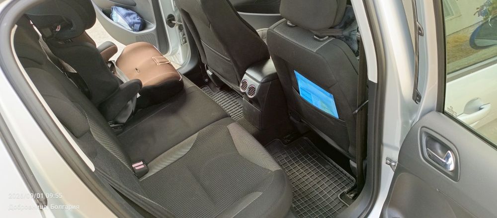 Пежо 308 2009 1,6hdi ручка