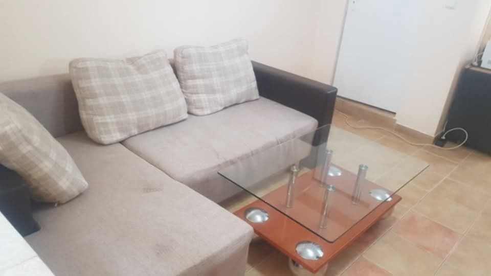 Собственик дава под наем напълно обзаведена партерна боксионера гр. Ва