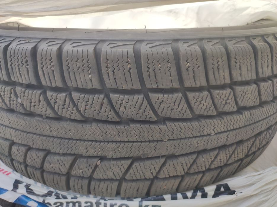 Продам зимние шины Трианжл