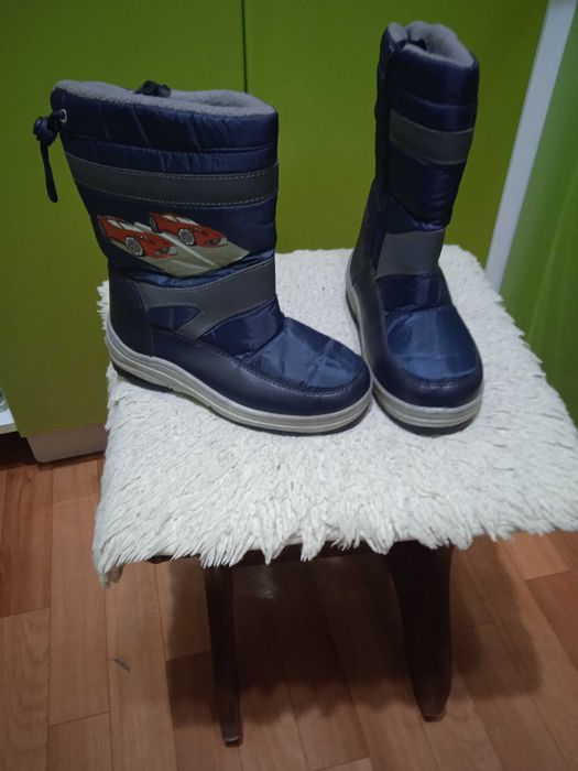 Зимние дутики на мальчика 33 р