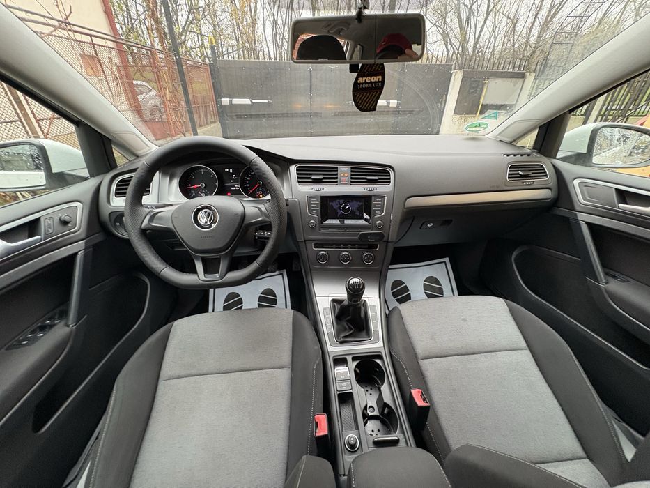 Volkswagen Golf 7 numere rosi valabile,carte de Romania,RAR efectuat