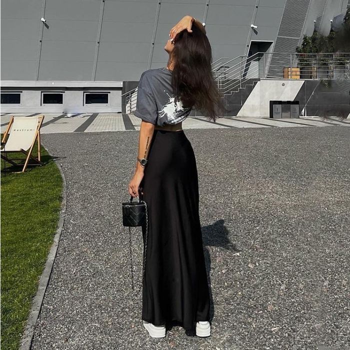 Продам атласную юбку