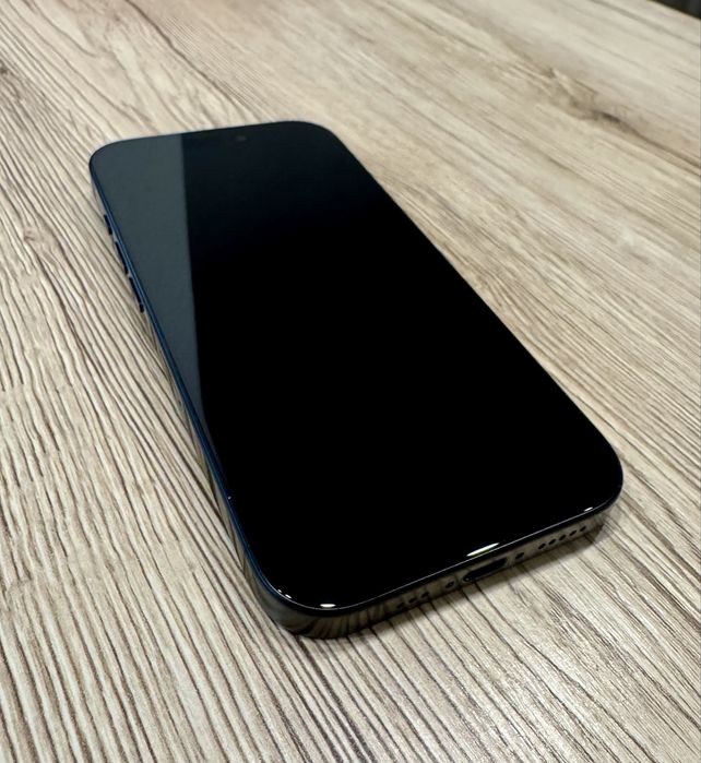 iPhone 16 Pro Black Titanium 512 Gb Impecabil + accesorii