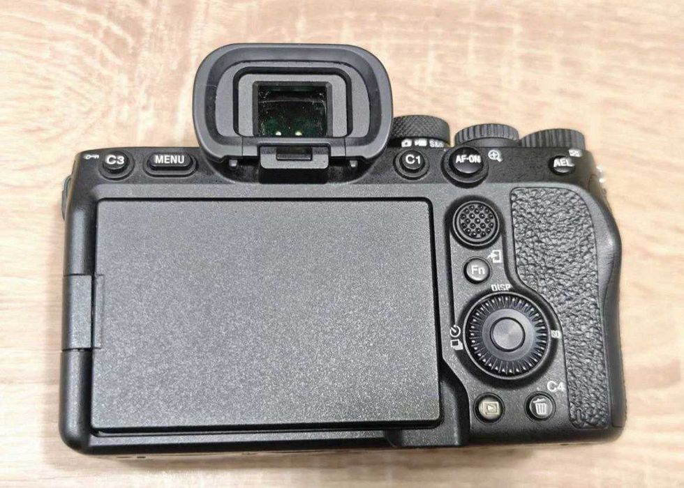 Sony A7 IV 4 комплект