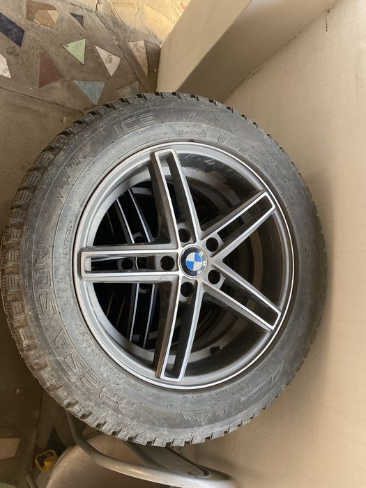Продам Шины на БМВ X5