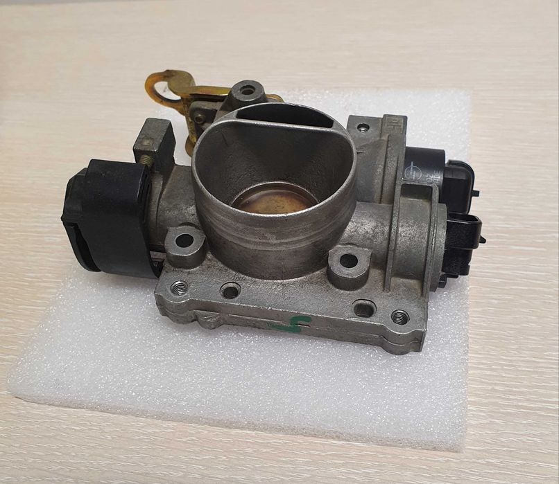 Оригинална дроселна клапа за FIAT Punto МК2