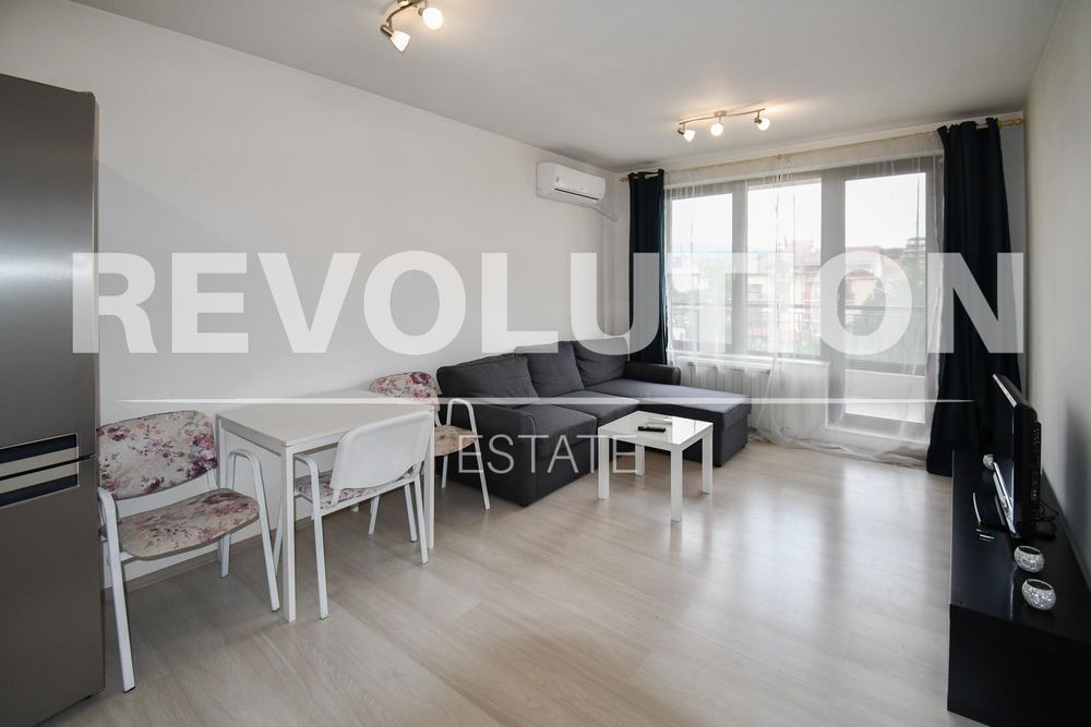 Дава се под наем Двустаен апартамент в София, Овча купел - 75 кв.м за 600 € - Снимка #1