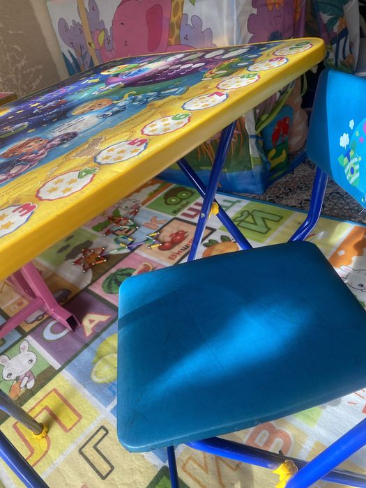 Детский стол