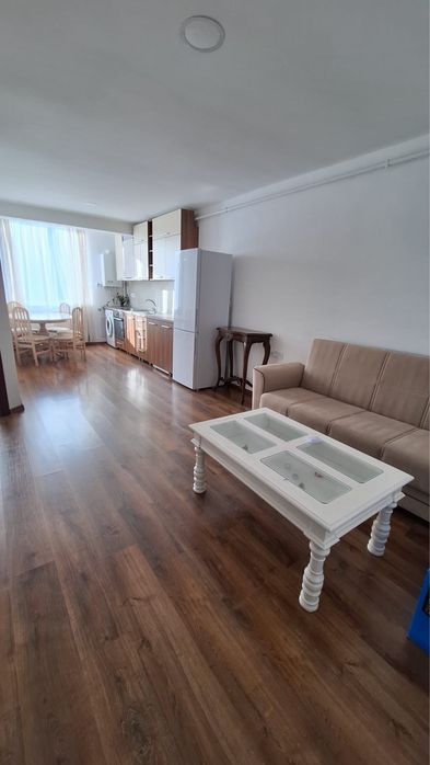 Apartament de inchiriat