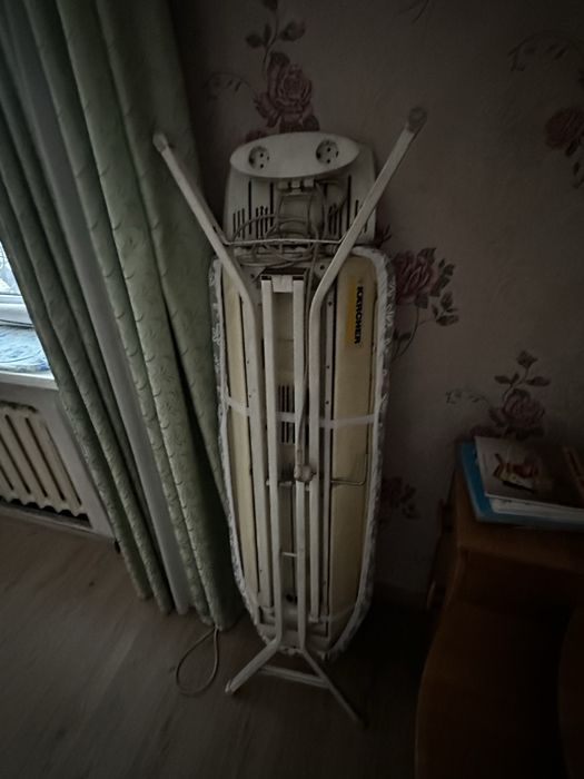 Гдадильная доска и ковер