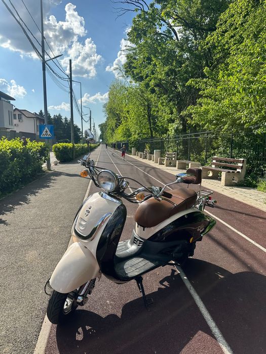 Scuter iva lux 50 cc ,fara permis