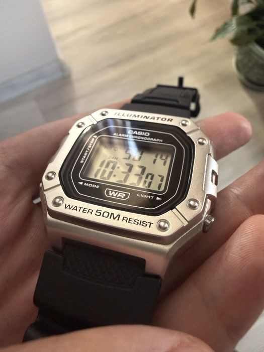 CASIO W-218HM-7AVEF часовник 50m water resist