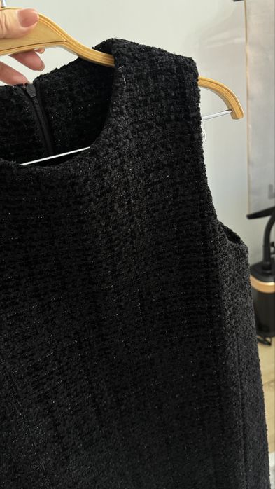 Срочно продам твидовое платье